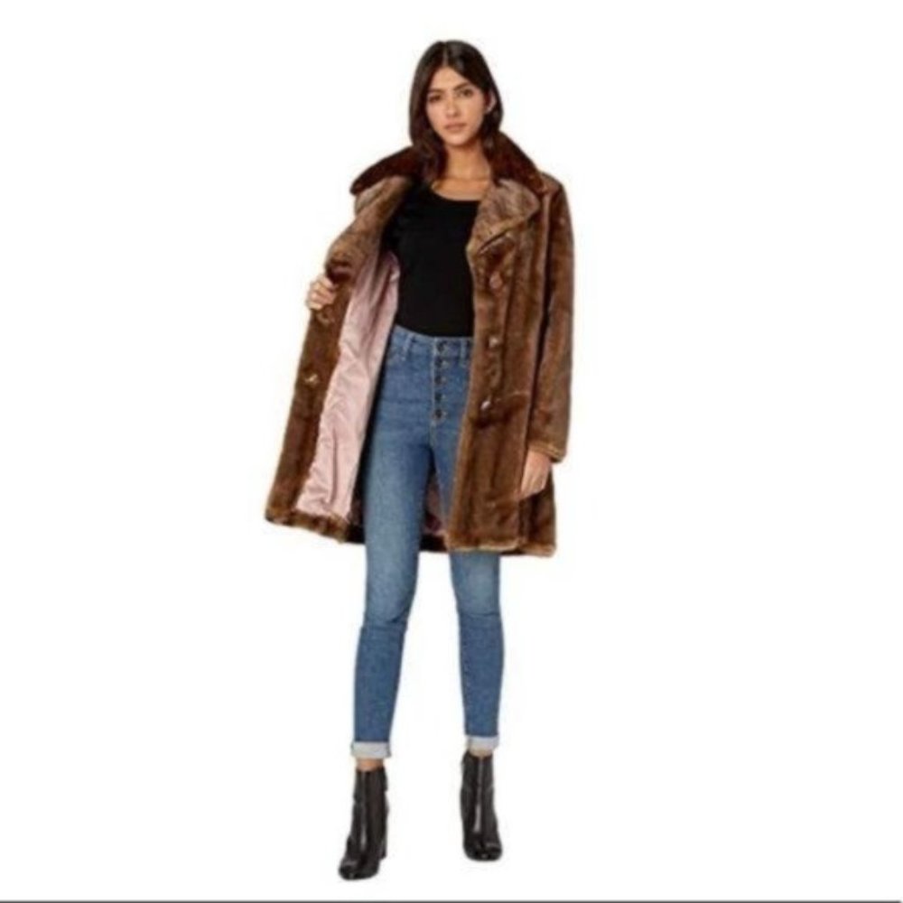 Kate Spade Coat Size Medium NEW